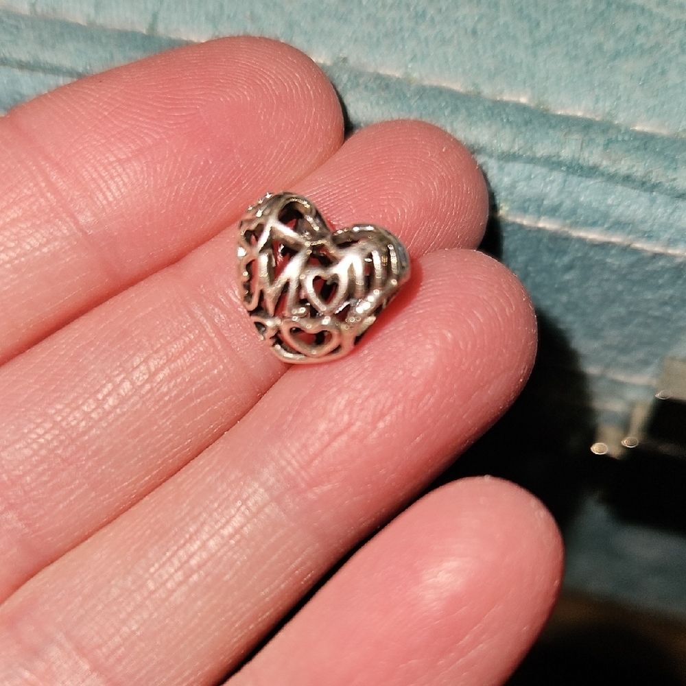 Pandora Silver Heart 'Mom' Charm